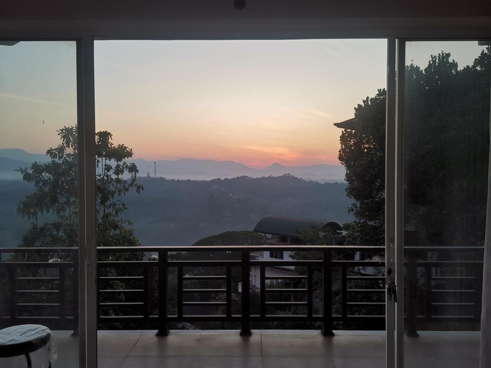 Dream House Residence Kandy Luaran gambar